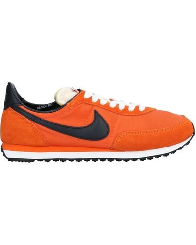 Nike Trainers - Orange