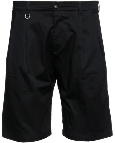 Paolo Pecora Shorts & Bermuda Shorts - Black