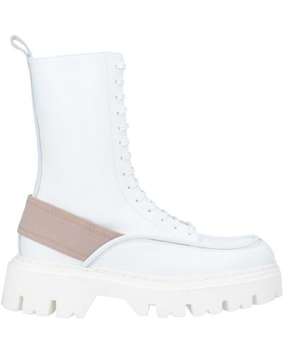 N°21 Ankle Boots - White