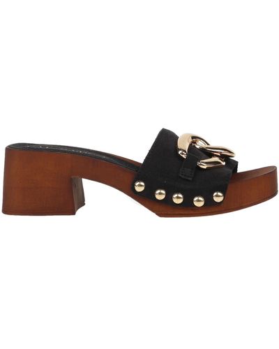 CafeNoir Mules & Clogs - Brown