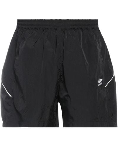 Umbro Shorts & Bermudashorts - Schwarz