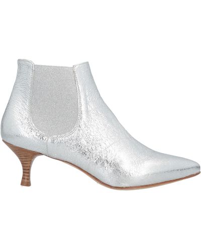 Emanuela Passeri Ankle Boots - White