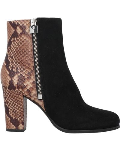 MICHAEL Michael Kors Ankle Boots - Brown