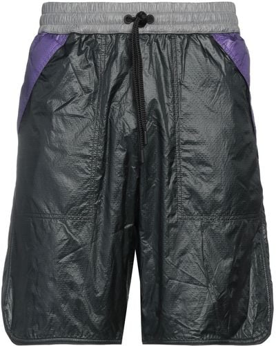 Moncler Shorts & Bermudashorts - Grau