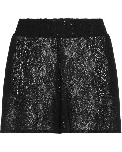 Alice + Olivia Shorts & Bermuda Shorts - Black