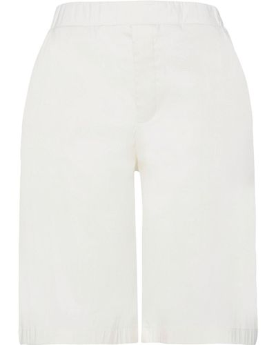 Gran Sasso Shorts & Bermuda Shorts - White