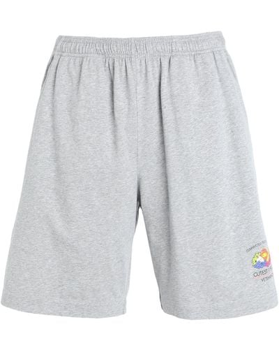 Vetements Shorts & Bermudashorts - Grau
