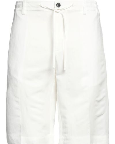 Liu Jo Shorts & Bermuda Shorts - White