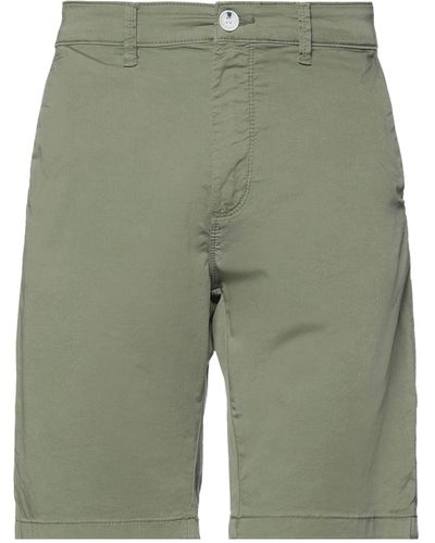 Sseinse Shorts & Bermuda Shorts - Green