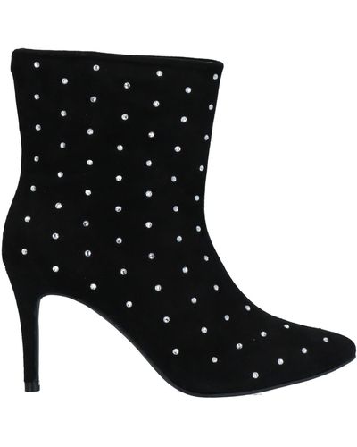 Toral Ankle Boots - Black