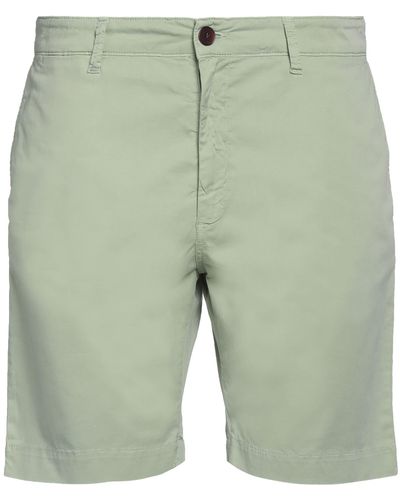 Barbour Shorts & Bermuda Shorts - Green