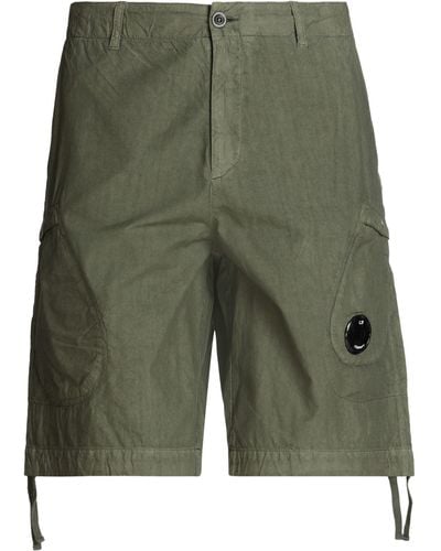 C.P. Company Shorts & Bermudashorts - Grün