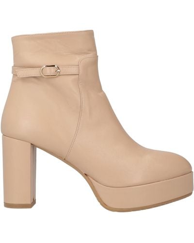 Albano Ankle Boots - Natural