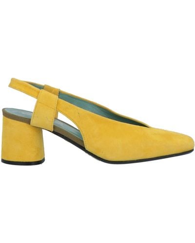 Paola D'arcano Zapatos de salón - Amarillo