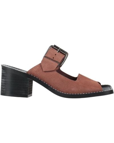 About Arianne Sandals - Brown