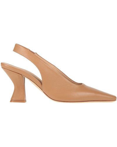 Carla G Pumps - Natural