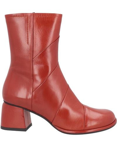 Pas De Rouge Ankle Boots - Red