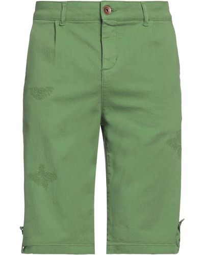 Berna Shorts & Bermuda Shorts - Green