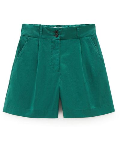 Woolrich Shorts & Bermudashorts - Grün