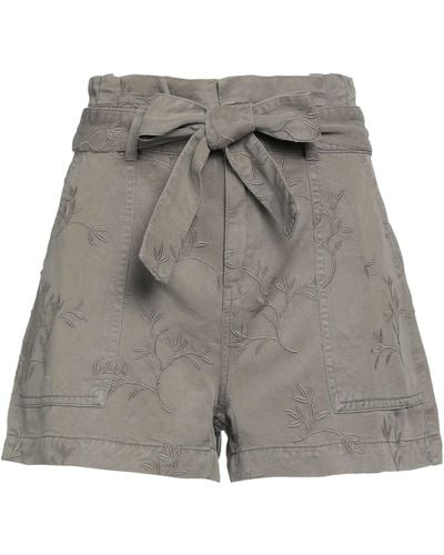 Guess Shorts & Bermuda Shorts - Grey