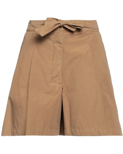 A.P.C. Shorts & Bermuda Shorts - Natural