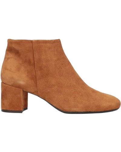 Bianco Ankle Boots - Brown