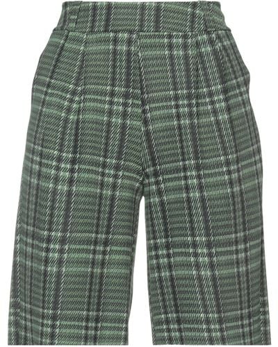 La Petite Robe Di Chiara Boni Shorts & Bermuda Shorts - Green