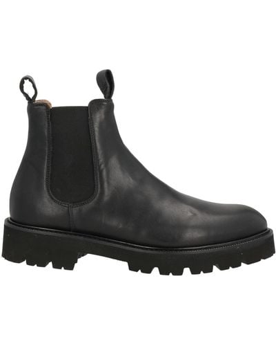 G.H. Bass & Co. Ankle Boots - Black