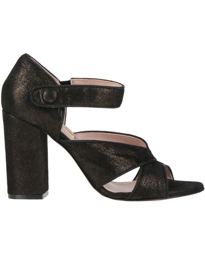 Nenette Sandals - Black