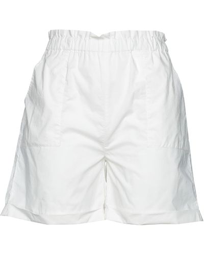 Woolrich Shorts & Bermuda Shorts - White