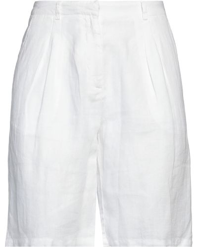 0039 Italy Shorts & Bermuda Shorts - White