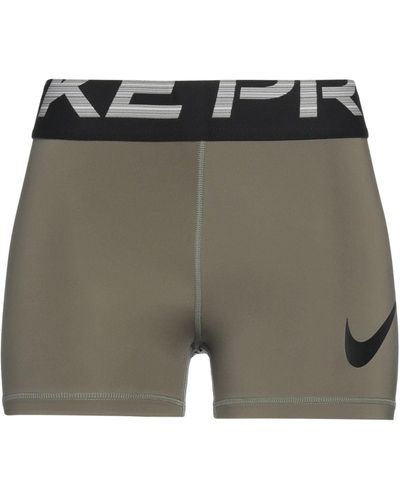 Nike Shorts & Bermuda Shorts - Green