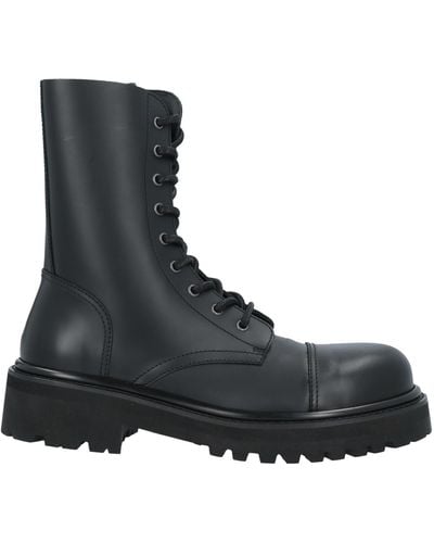 Vetements Ankle Boots - Black