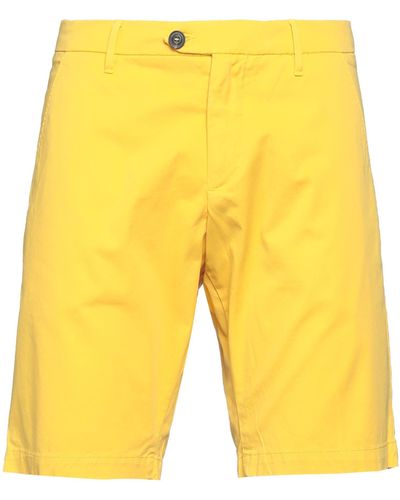 Roy Rogers Shorts & Bermuda Shorts - Yellow