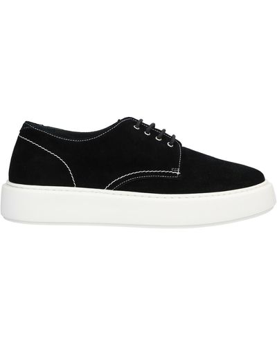 Low Brand Sneakers - Black