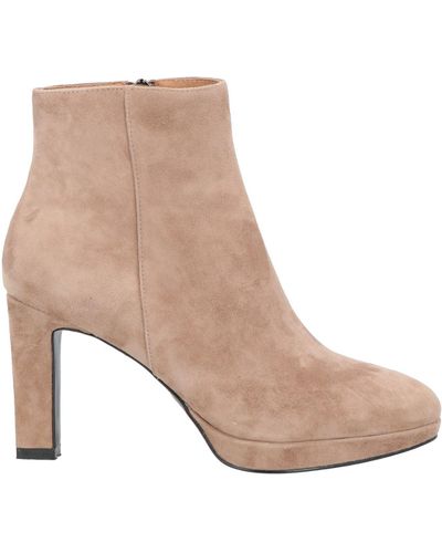 Bibi Lou Ankle Boots - Natural