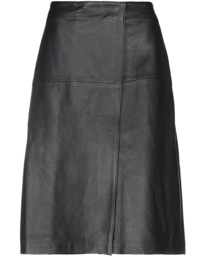 Iris & Ink 3/4 Length Skirt - Black