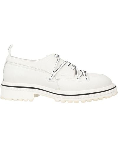 Attimonelli's Lace-up Shoes - White