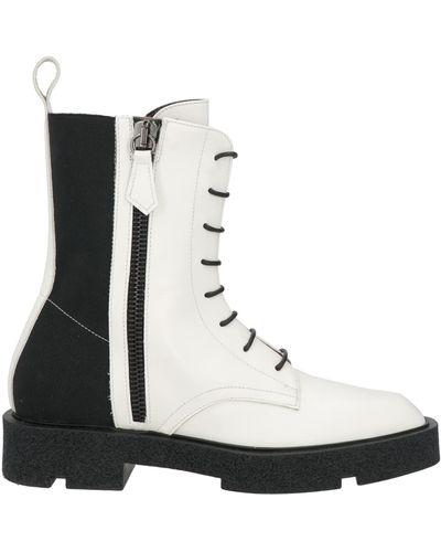 Laura Bellariva Ankle Boots - White
