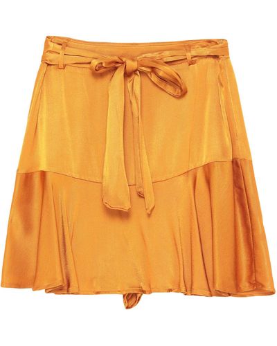 ViCOLO Shorts & Bermuda Shorts - Orange
