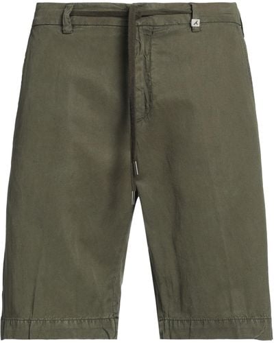 Myths Shorts & Bermuda Shorts - Green