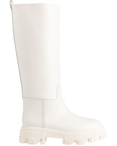 GIA X PERNILLE Boot - White