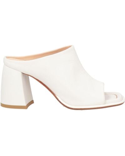 Laura Bellariva Sandals - White