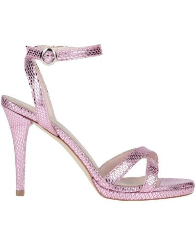 Rebel Queen Sandals - Pink