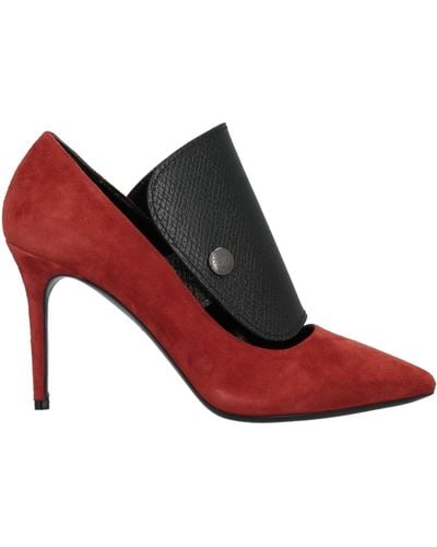 Longchamp Court Shoes - Red