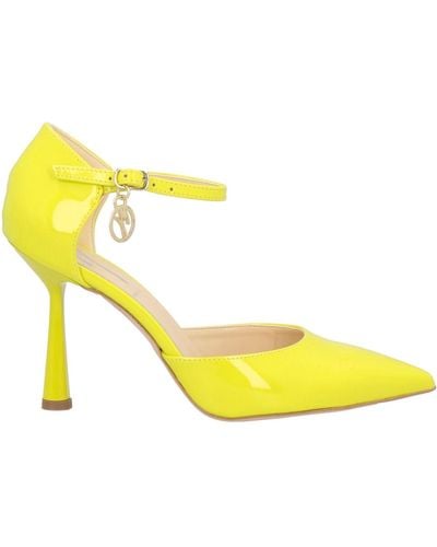 Manila Grace Court Shoes - Yellow