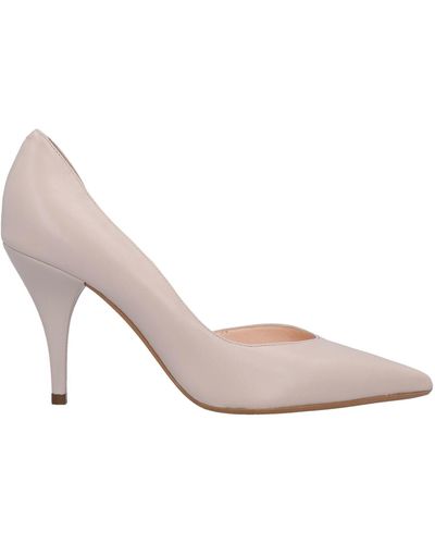 Carmens Court Shoes - Pink