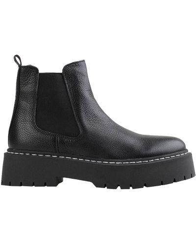 Steve Madden Veerly Leather Chelsea Boots - Black