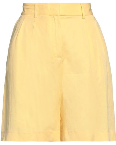 Tommy Hilfiger Shorts & Bermuda Shorts - Yellow