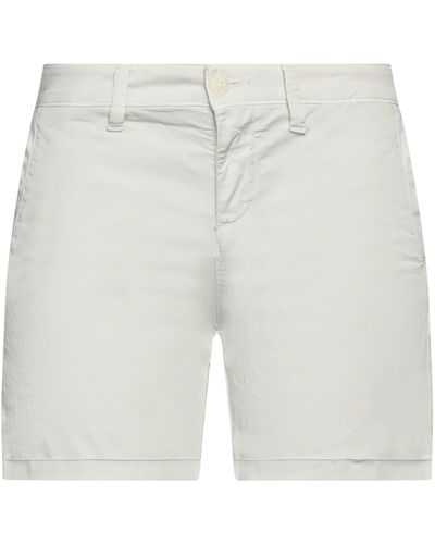 Blauer Shorts & Bermuda Shorts - White